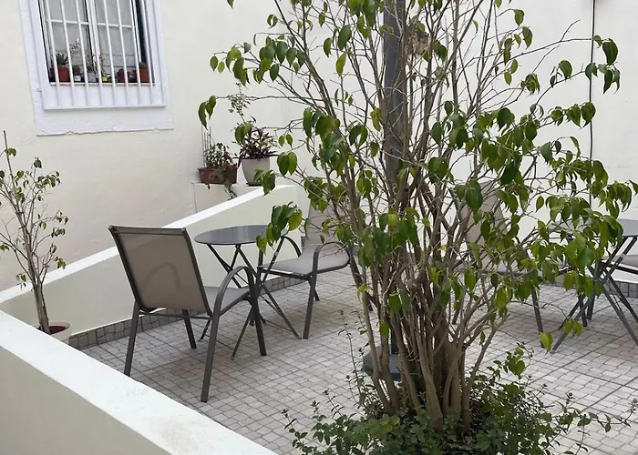 Apartman Alfama - *